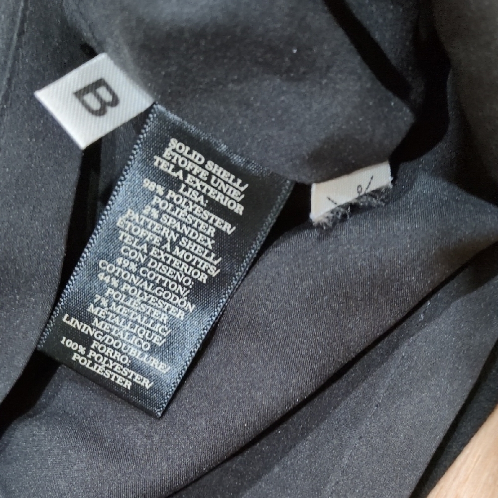 Like New Ann Taylor Dress - Picture 6 of 10